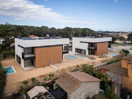 Venta de chalet unifamiliar en Palamós photo 0