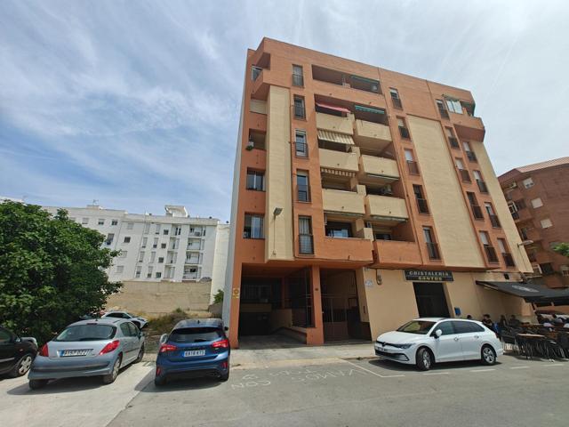 Plaza de garaje photo 0