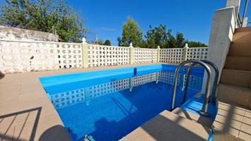 Chalet con piscina y paellero photo 0