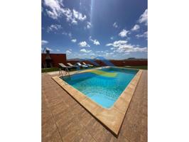 Villa En venta en Antigua photo 0