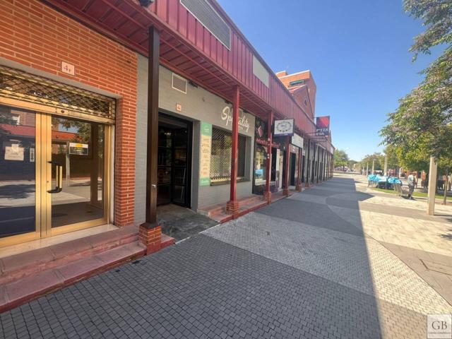 GB gestión inmobiliaria traspaso Local en el paseo de Sta María de Benquerencia, Toledo photo 0
