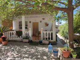VENTA DE CHALET EN PEDRALBA photo 0
