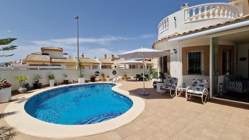 Villa En venta en Murcia photo 0