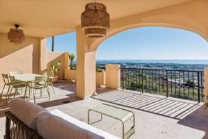 Apartamento en Venta en Benahavis Málaga photo 0