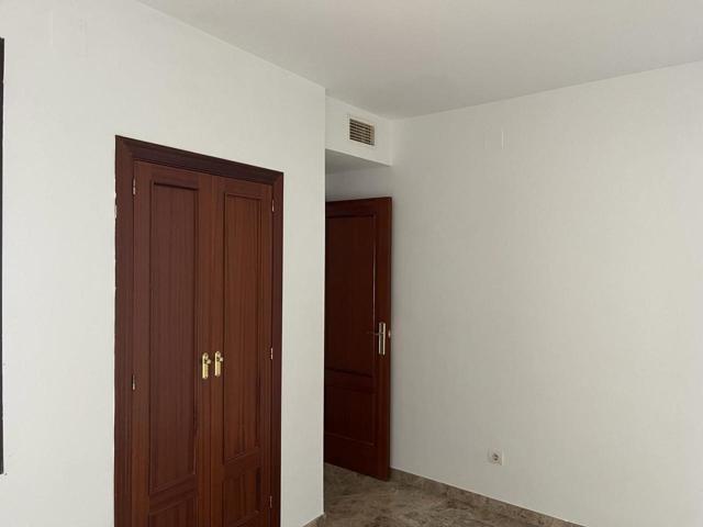 Piso en venta en Calle Molina de León, El Brillante -El Naranjo - El Tablero, Córdoba photo 0