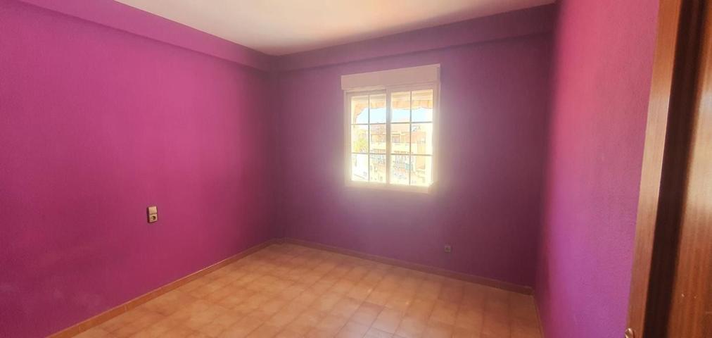 Piso en venta en Avenida 28 de Febrero, Benahadux, Almería photo 0