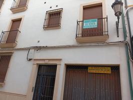 Piso en venta en Baena, Córdoba photo 0