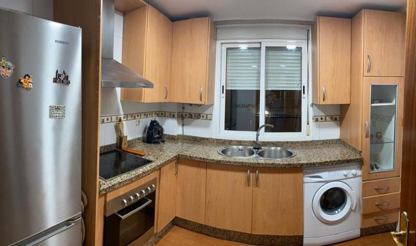 Piso en alquiler en Melilla de 60 m2 photo 0