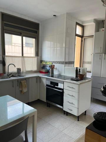 Piso en venta en Melilla de 95 m2 photo 0