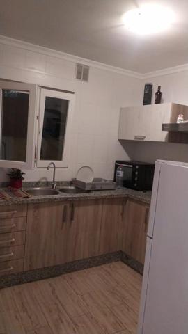 Piso en venta en Melilla de 102 m2 photo 0