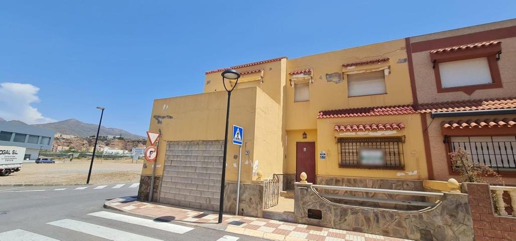 Casa dúplex en Balanegra, Almería photo 0