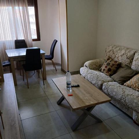 Piso en alquiler en Melilla de 101 m2 photo 0