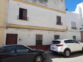 Casa para derribo o reforma integral en Moriles photo 0