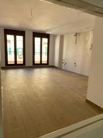 Piso en venta en Melilla de 70 m2 photo 0