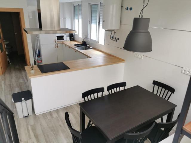 Piso en alquiler en Melilla de 91 m2 photo 0