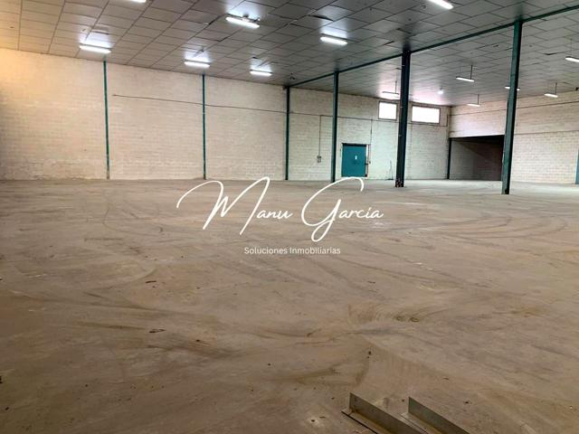 Nave en alquiler en Lucena, Cordoba. photo 0