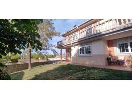 Chalet en venta en Santa Marta de Tormes photo 0