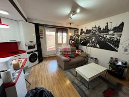 APARTAMENTO REFORMADO CON GRAN TERRAZA Y PISCINA COMUNITARIA photo 0