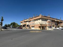 Oportunidad! Plazas de garaje en venta en Santa Marta, Avenida de Burgos 7 photo 0