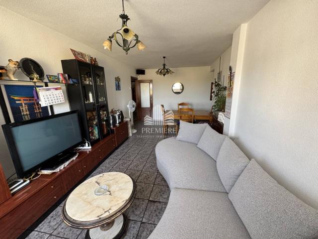 Se vende piso amplio y luminoso con garaje en Villamayor photo 0