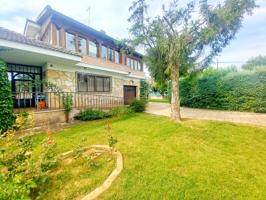 Casa-Chalet en Venta en Fuentespina Burgos photo 0