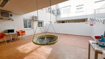 Amplio piso con parking en venta en Sa Pobla photo 0
