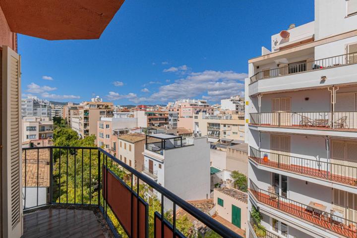 EXCELENTE PISO EN SANTA CATALINA photo 0