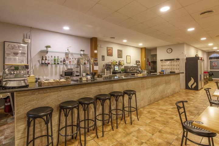 Traspaso de bar–restaurante en funcionamiento en el Polígono de Son Bugadelles photo 0