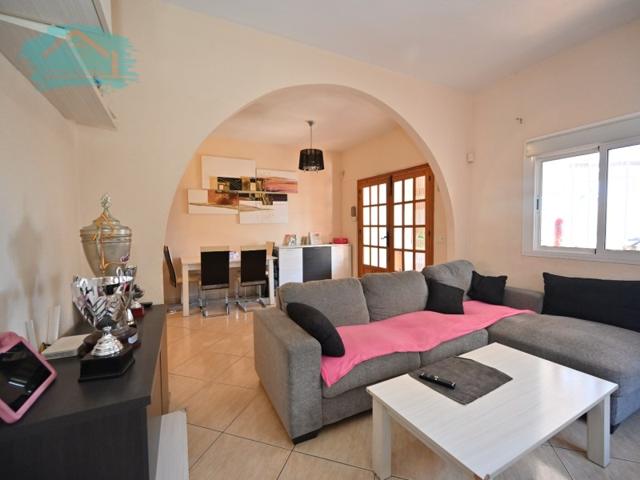 Casa En venta en Los Balcones Y Los Altos, Orihuela photo 0