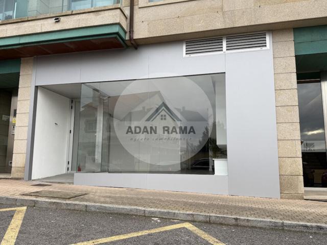 Venta de local en Sanxenxo, de 236m2 3 baños photo 0