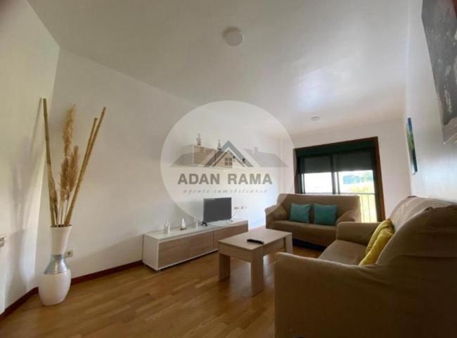 Venta de piso en Pontevedra, de 110m2 con 2 dormitorios y 1 baño con plaza de garaje y trastero photo 0