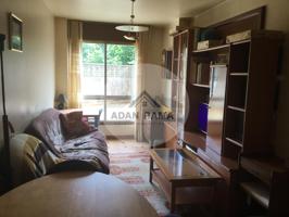 Venta de piso en Pontevedra, de 63m2 con 1 dormitorio y 1 baño, trastero photo 0