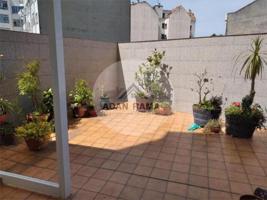 Venta de piso en O grove, de 129m2 con 3 dormitorios y 2 baños con plaza de garaje y trastero photo 0