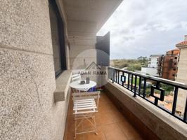Venta de piso en Sanxenxo, de 45m2 con 1 dormitorio y 1 baño con plaza de garaje y trastero photo 0
