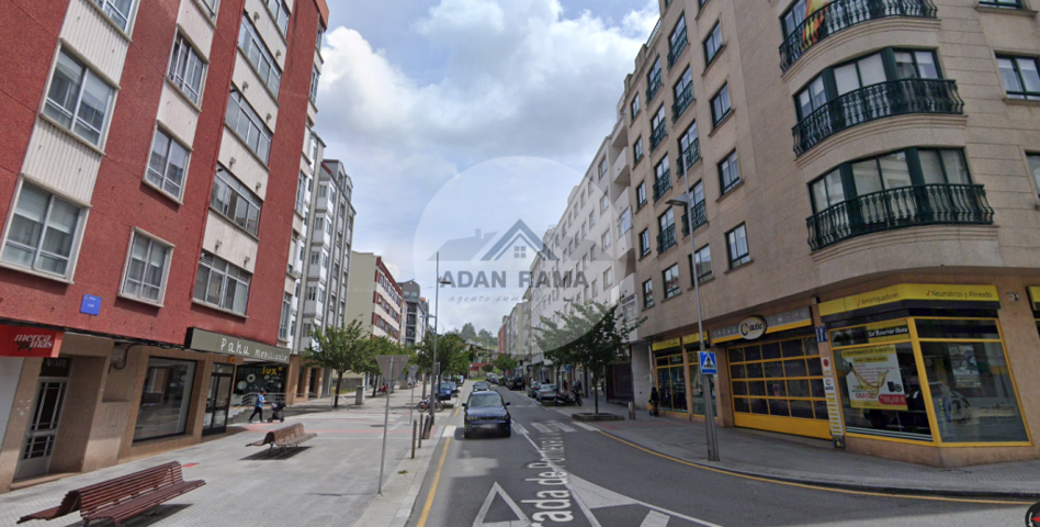 Venta de piso en Pontevedra, de 120m2 con 4 dormitorios y 2 baños, trastero photo 0