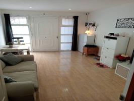 Venta de planta baja en La Trinitat Nova, Barcelona Capital photo 0