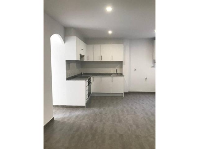 Venta de piso en Badalona - La Salut-Lloreda-Sistrells EL PISO TIENE INQUILINO LE FALTAN 3 AÑOS Y PAGA 700 EUROS photo 0