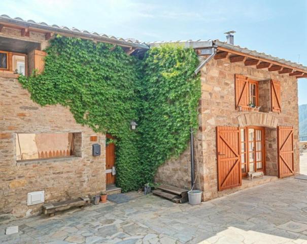 ¿Sueñas con tu refugio en la montaña en Tregurà de Dalt? photo 0