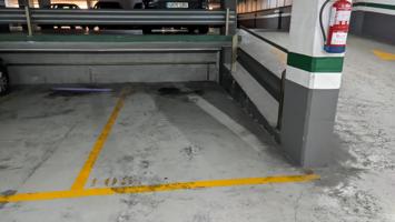 Parking En alquiler en les Corts photo 0