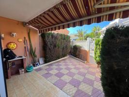 Villa Adosada en Venta en Torrevieja photo 0
