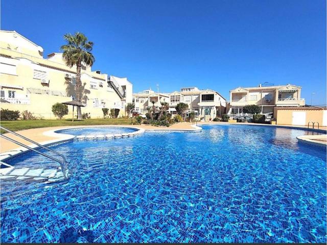Bungalow en venta en Playa Flamenca (Orihuela Costa) photo 0