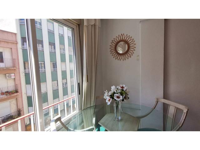 Piso En venta en Reina Victoria, 56, Elche photo 0