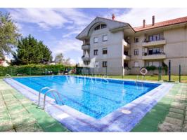 IMPECABLE PISO A UN PASO DE LA PLAYA photo 0