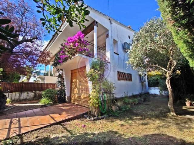 Casa En venta en Centre - Platja, Castell-Platja D'Aro photo 0