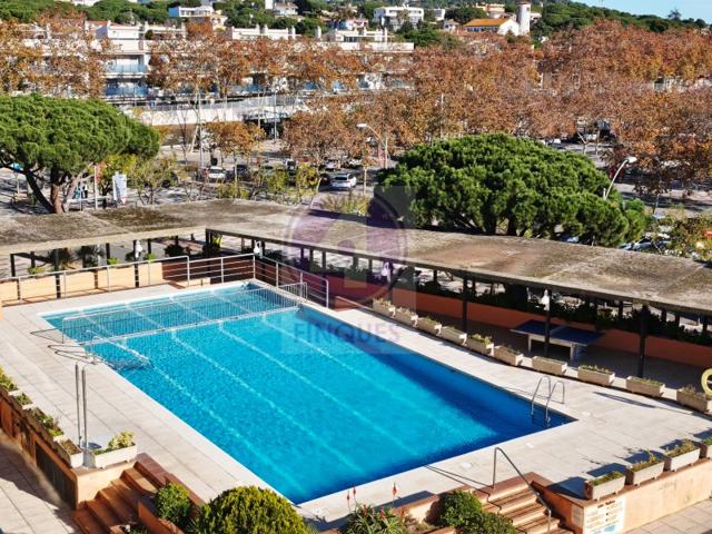 Piso En venta en Castell-Platja D'Aro photo 0