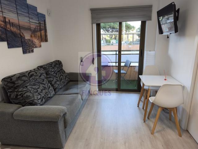 Piso En venta en Castell-Platja D'Aro photo 0