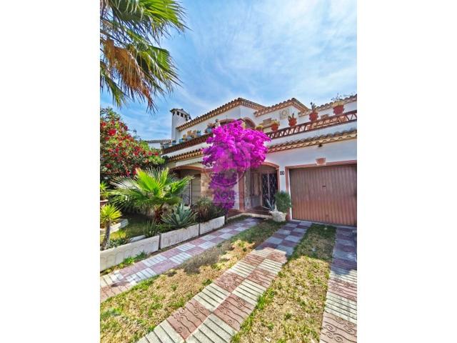 Piso En venta en Castell-Platja D'Aro photo 0