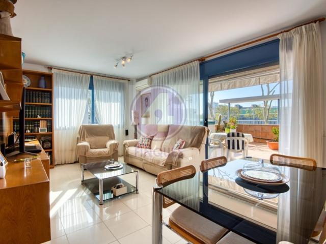 Piso En venta en Castell-Platja D'Aro photo 0