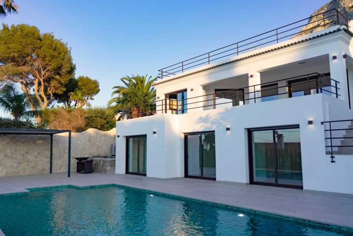 Casa-Chalet en Venta en Denia Alicante photo 0