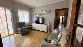 Piso En venta en Montgat photo 0